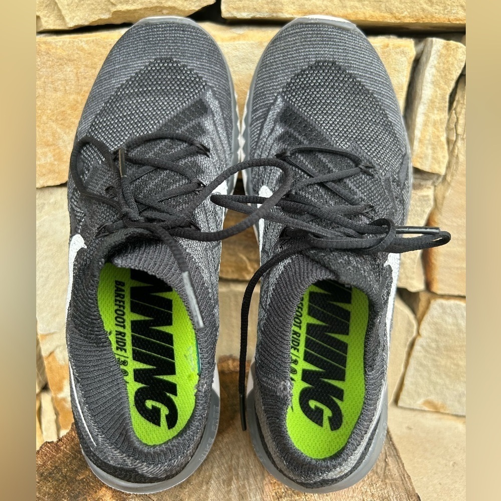 Nike Barefoot Ride black & gray Knit RUNNING Sneaker Sz-6. J
